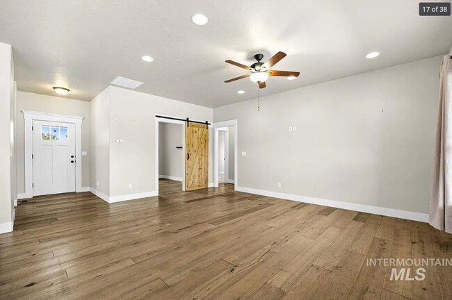 337 Orchid Ave in Fruitland, ID - Building Photo - Building Photo