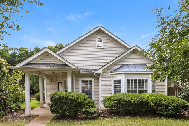 property at 8 Arendt Park Ln