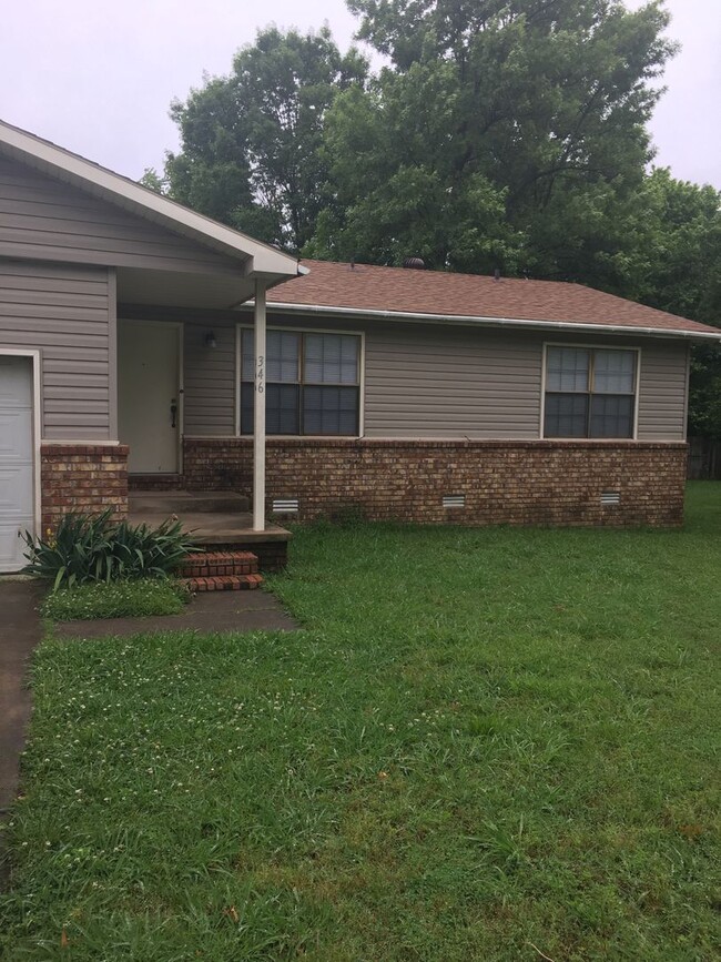 property at 346 W Redwing Cir