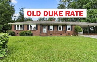 1516 Montague Ave in Greenwood, SC - Building Photo