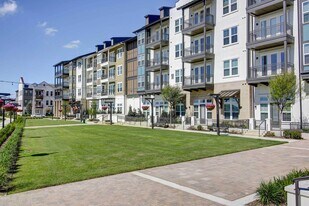 The Maxwell in Frisco, TX - Building Photo