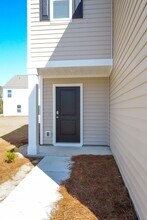 418 Coconut Dr in Bloomingdale, GA - Building Photo - Building Photo