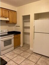 1568 Commonwealth Ave, Unit B in Boston, MA - Building Photo - Building Photo