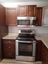 1248 S Military Trail in Deerfield Beach, FL - Building Photo - Building Photo