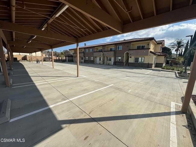 1850 Buyers St, Unit 105 in Simi Valley, CA - Building Photo - Building Photo