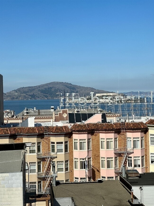 1080 Francisco St in San Francisco, CA - Building Photo - Building Photo