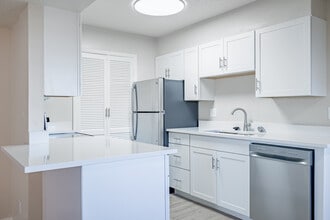 Diplomat Apartments in El Paso, TX - Foto de edificio - Interior Photo