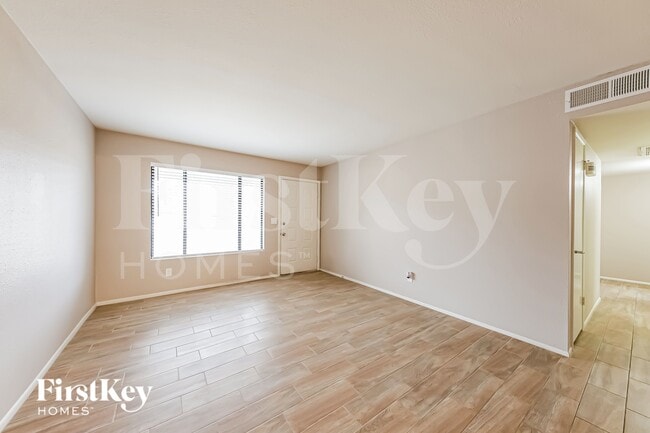 2719 E Charleston Ave in Phoenix, AZ - Building Photo - Building Photo