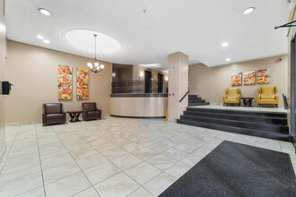 Regency Colonade in Windsor, ON - Building Photo - Building Photo