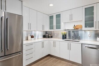 200 Brannan St in San Francisco, CA - Building Photo - Building Photo