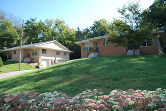 6501 Urbandale Ave in Urbandale, IA - Building Photo - Building Photo