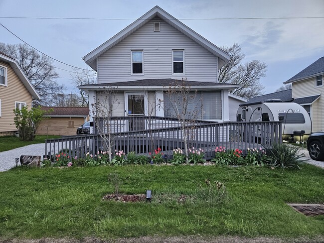 property at 4047 Mogadore Rd