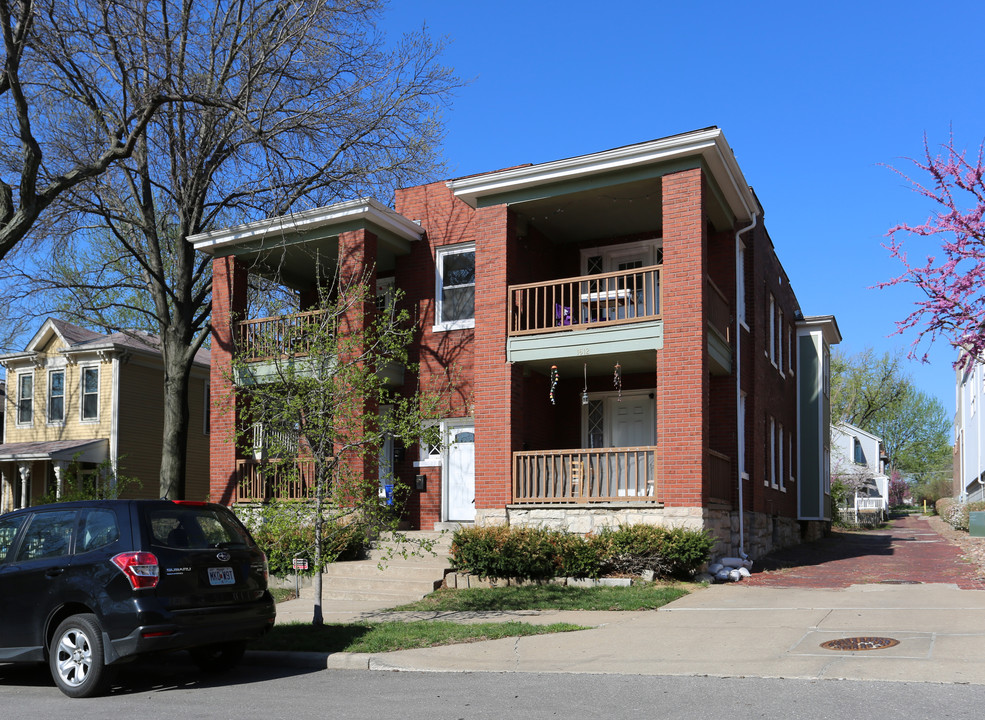 Jefferson Apartments in Kansas City, MO - Building Photo