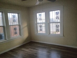 3111 Strong Ave in Fort Worth, TX - Foto de edificio - Building Photo