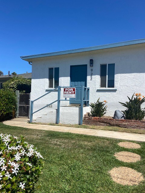 924 S Tremont St in Oceanside, CA - Building Photo