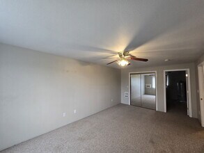 110 NE Atkinson Ct in Roseburg, OR - Building Photo - Building Photo