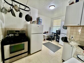 4 Adella Pl, Unit 1 in Boston, MA - Building Photo - Building Photo