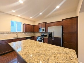 1242 93rd Dr NE in Lake Stevens, WA - Building Photo - Building Photo