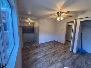 2661 Newell St, Unit 2661 Newell St. in Los Angeles, CA - Foto de edificio - Building Photo