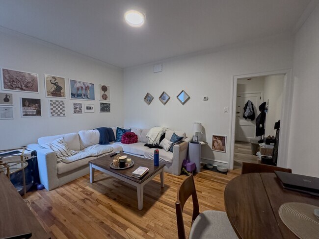 336 Lombard St in Philadelphia, PA - Building Photo - Building Photo