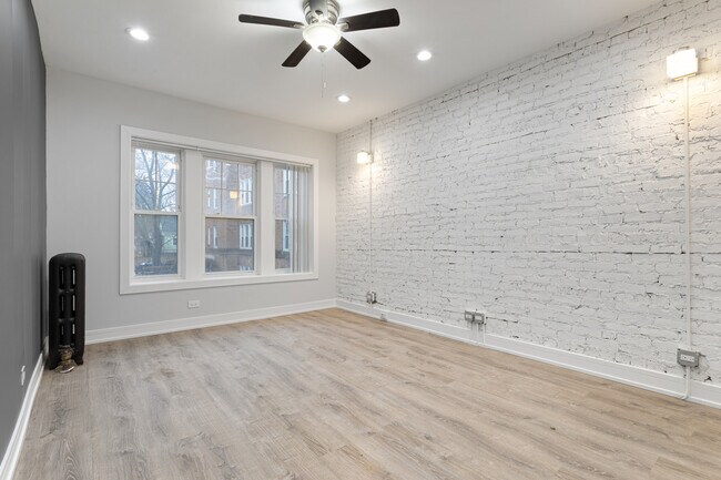 6952 N Wolcott Ave in Chicago, IL - Building Photo - Building Photo