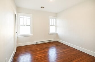 265 McBride Ave, Unit 2nd Floor in Paterson, NJ - Foto de edificio - Building Photo