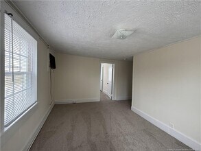 321 S Main St in Raeford, NC - Building Photo - Building Photo