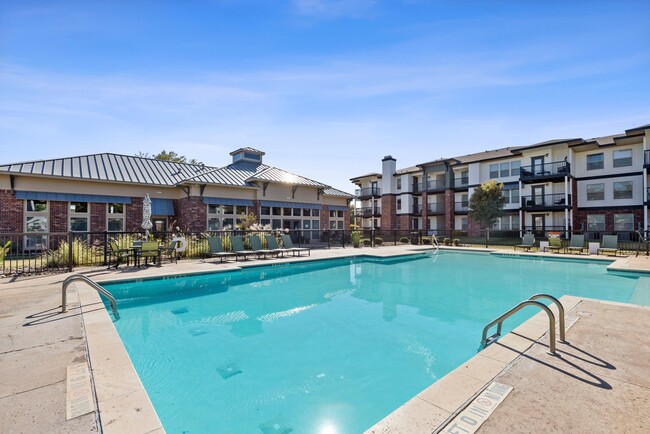 Icon at Lubbock in Lubbock, TX - Foto de edificio - Building Photo