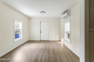 2722 E 6th St in Panama City, FL - Building Photo - Building Photo