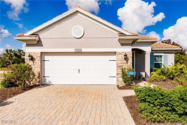 property at 13523 Hideaway Preserve Ct