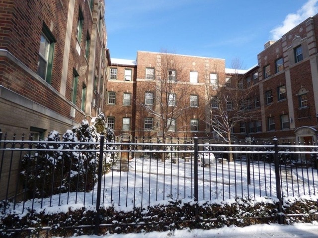 1818 W Chase Ave, Unit 2