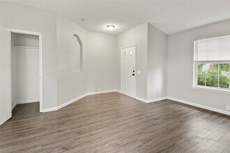 6718 Ambercrest Dr in Arlington, TX - Building Photo - Building Photo