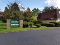 Stoneybrook Townhouse Apartments in Fairborn, OH - Foto de edificio - Building Photo