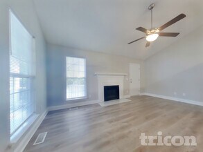 1003 Cambridge Oaks Dr in Columbia, SC - Building Photo - Building Photo