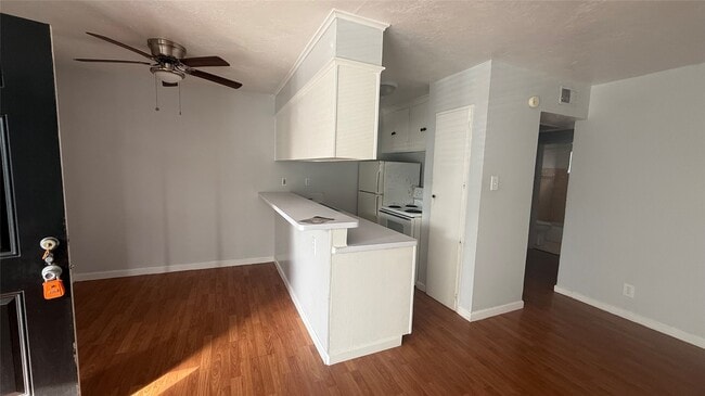 519 Branard St in Houston, TX - Building Photo - Building Photo