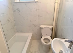 53-74 72nd Pl in Queens, NY - Building Photo - Building Photo