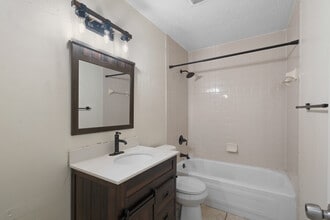 15718 Morgan St, Unit B in Clearwater, FL - Building Photo - Building Photo