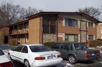 18346-18348 Torrence Ave in Lansing, IL - Foto de edificio - Building Photo