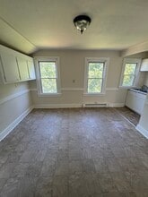 57 Rhodes St in New Britain, CT - Building Photo - Building Photo