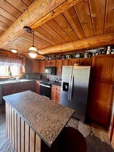 17601 Timberline Creek Dr in Bozeman, MT - Building Photo - Building Photo