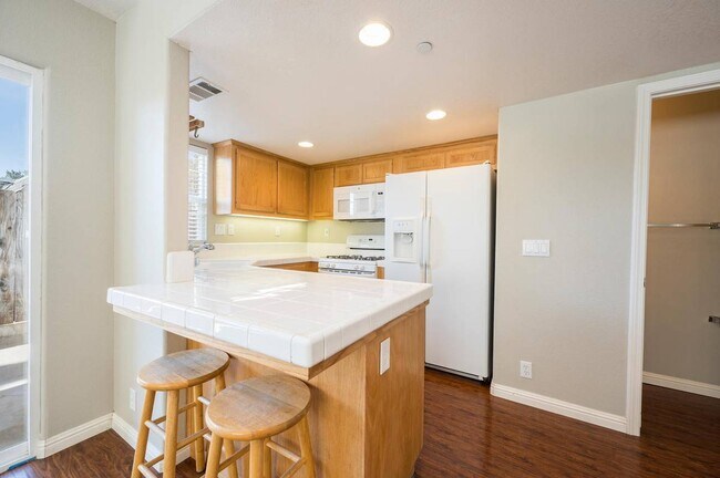 3051 Augusta St, Unit 4 in San Luis Obispo, CA - Building Photo - Building Photo