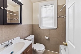 2801 28th St SE in Washington, DC - Building Photo - Building Photo