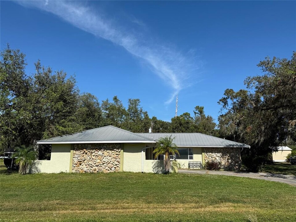 20296 Vanguard Terrace in Port Charlotte, FL - Building Photo