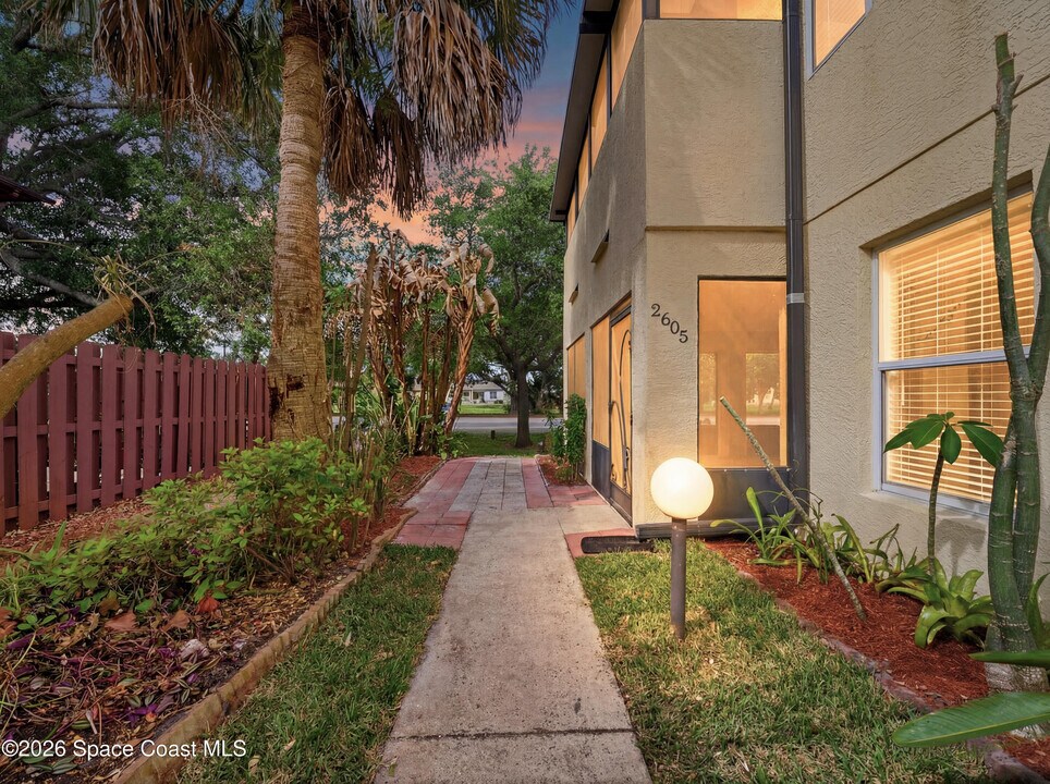 2605 S Park Ave in Titusville, FL - Building Photo