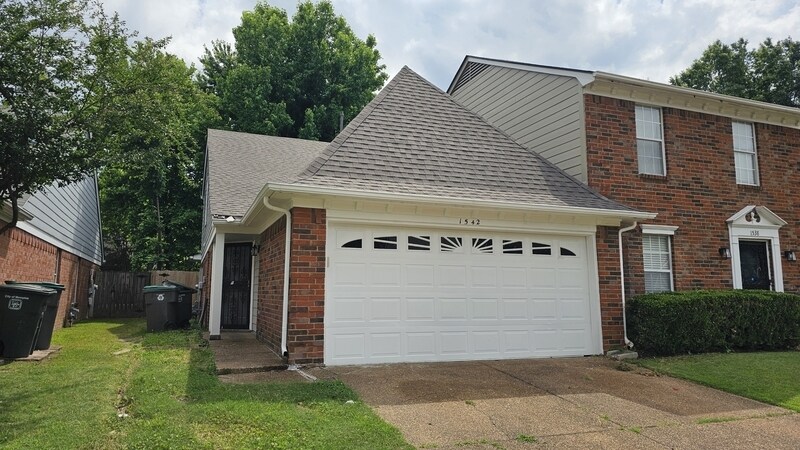 1542 Beaver Trail Dr in Memphis, TN - Building Photo