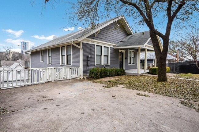 property at 609 Harthan St