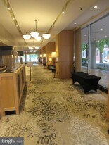 224 W Rittenhouse Square in Philadelphia, PA - Building Photo