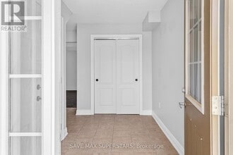 49 Ferndale Dr S in Barrie, ON - Building Photo - Building Photo