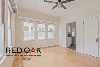 852 N Oxford Ave in Los Angeles, CA - Foto de edificio - Building Photo