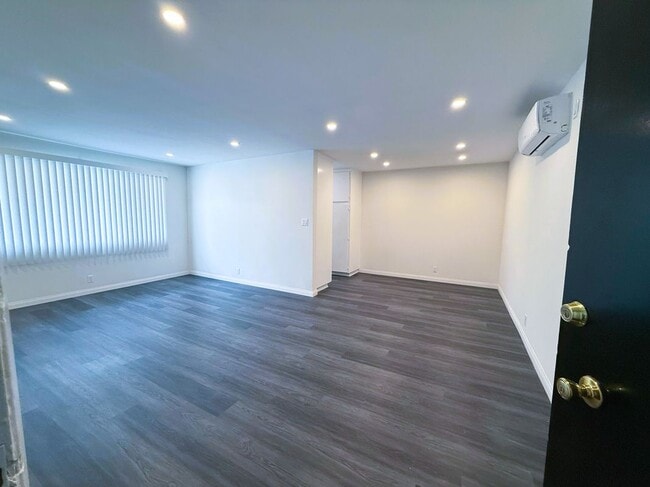 property at 525 Fischer St